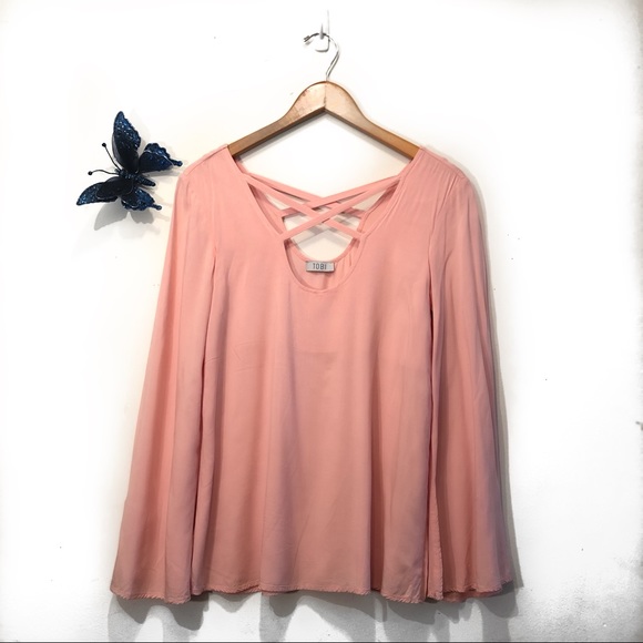 Tobi top - Picture 1 of 3